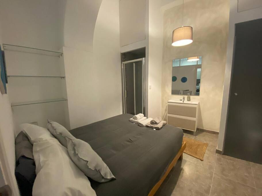 Quirky 1Br Just Off Main Street Prime Location Apartment Gibraltar Luaran gambar