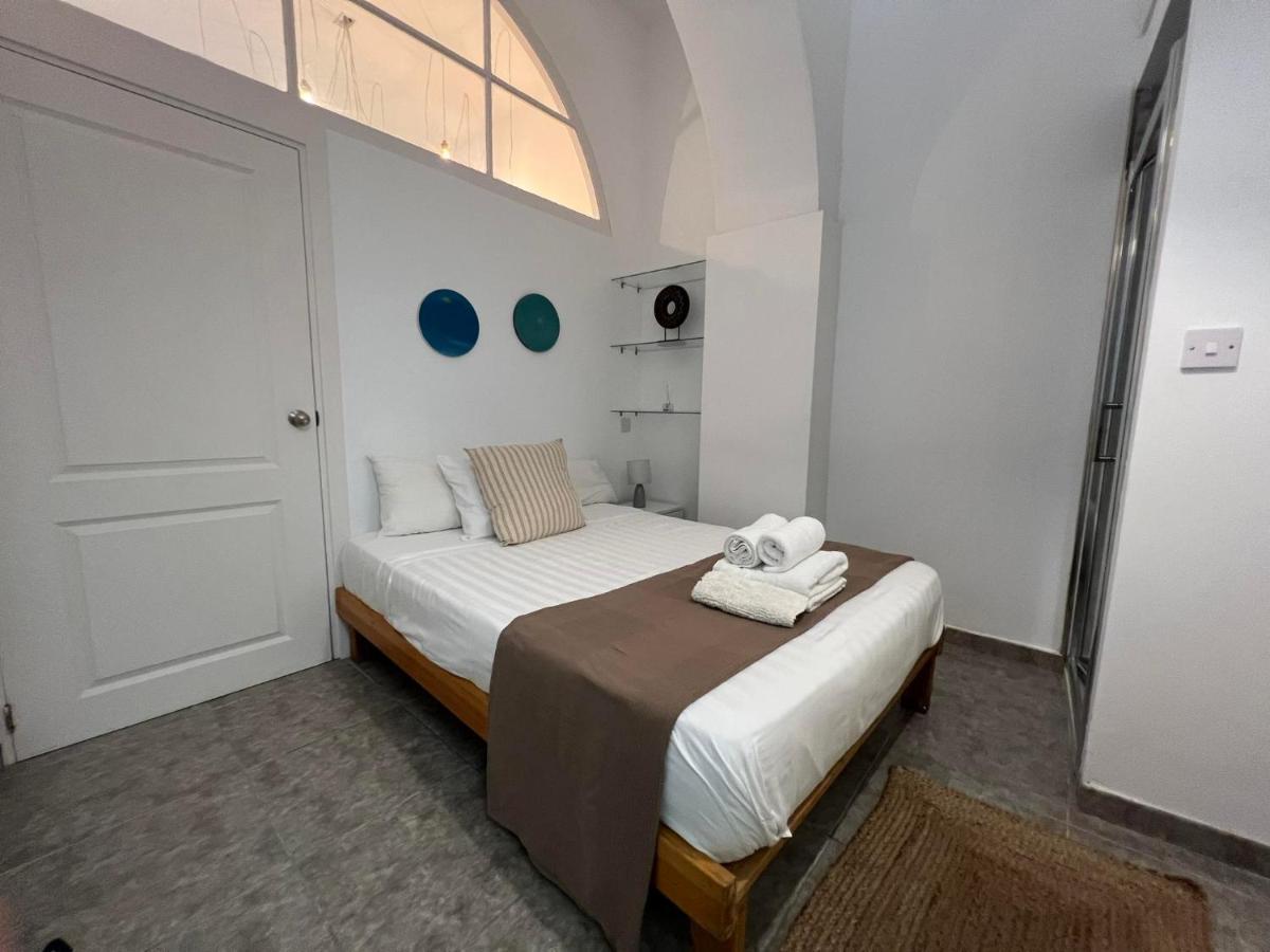 Quirky 1Br Just Off Main Street Prime Location Apartment Gibraltar Luaran gambar